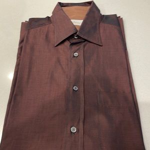 Brioni mens dress shirt. Long sleeves. 2 tons cuffs.